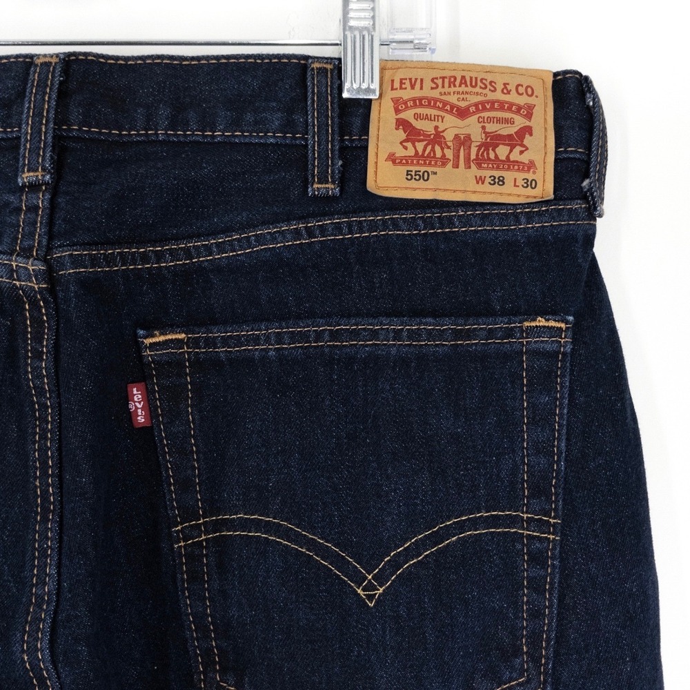 Levis 550 Relaxed Fit Jeans Men's 38x30 Dark Wash Straight Leg Denim Pants - Picture 11 of 12